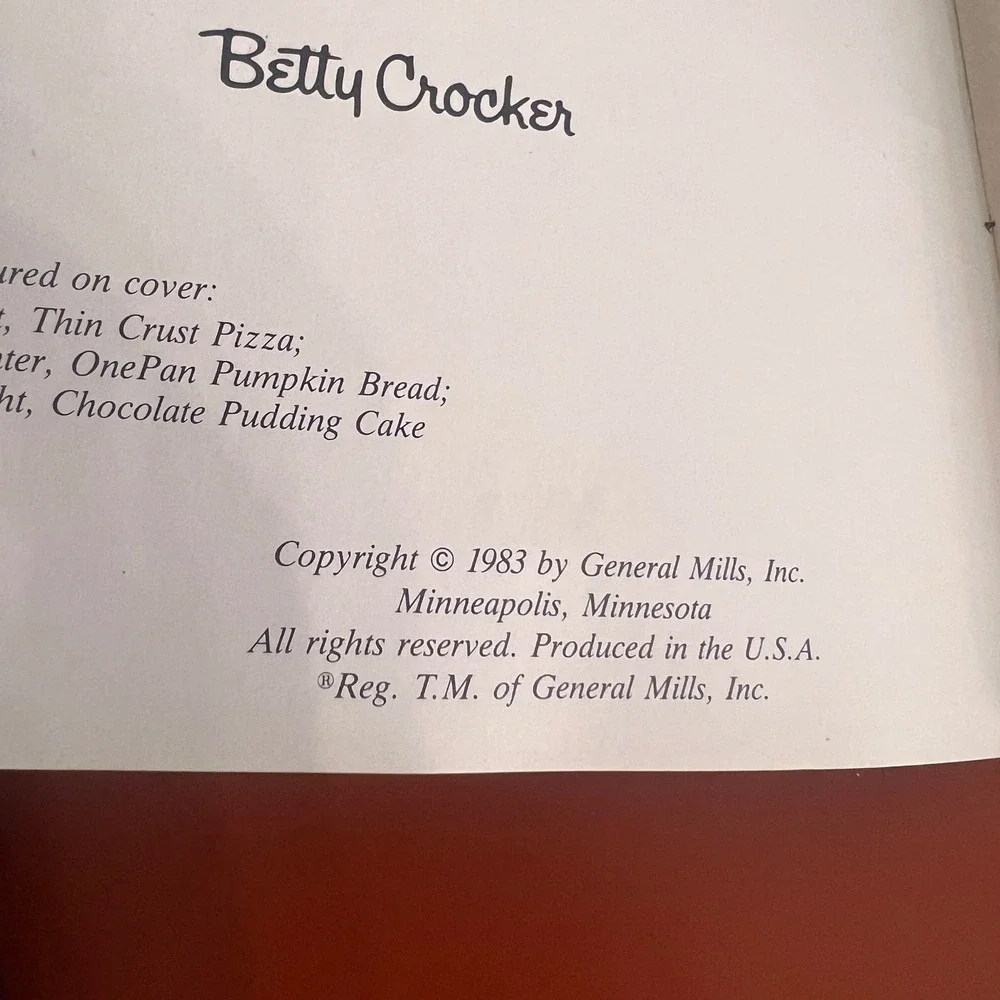 Vintage 1983 The Best of Bisquick Betty Crocker Cookbook Recipes Impossible Pies